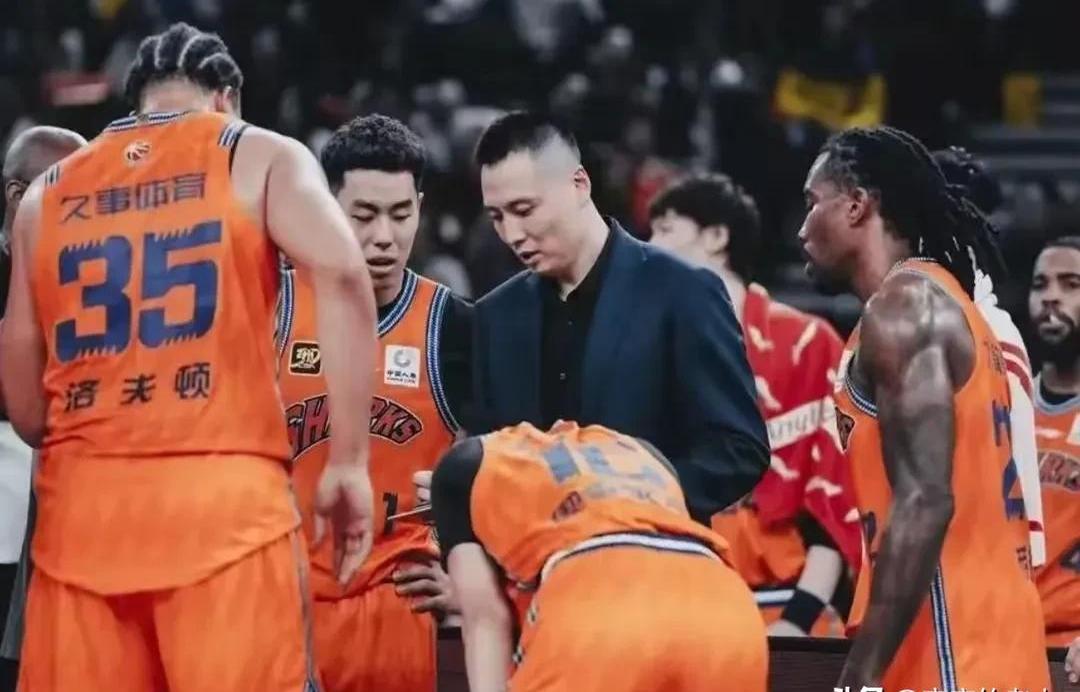 九游体育-集结日突围战来临；阿斯顿维拉围绕CBA季后赛遗憾出局；更衣室稳定；控场能力受关注的简单介绍-九游体育